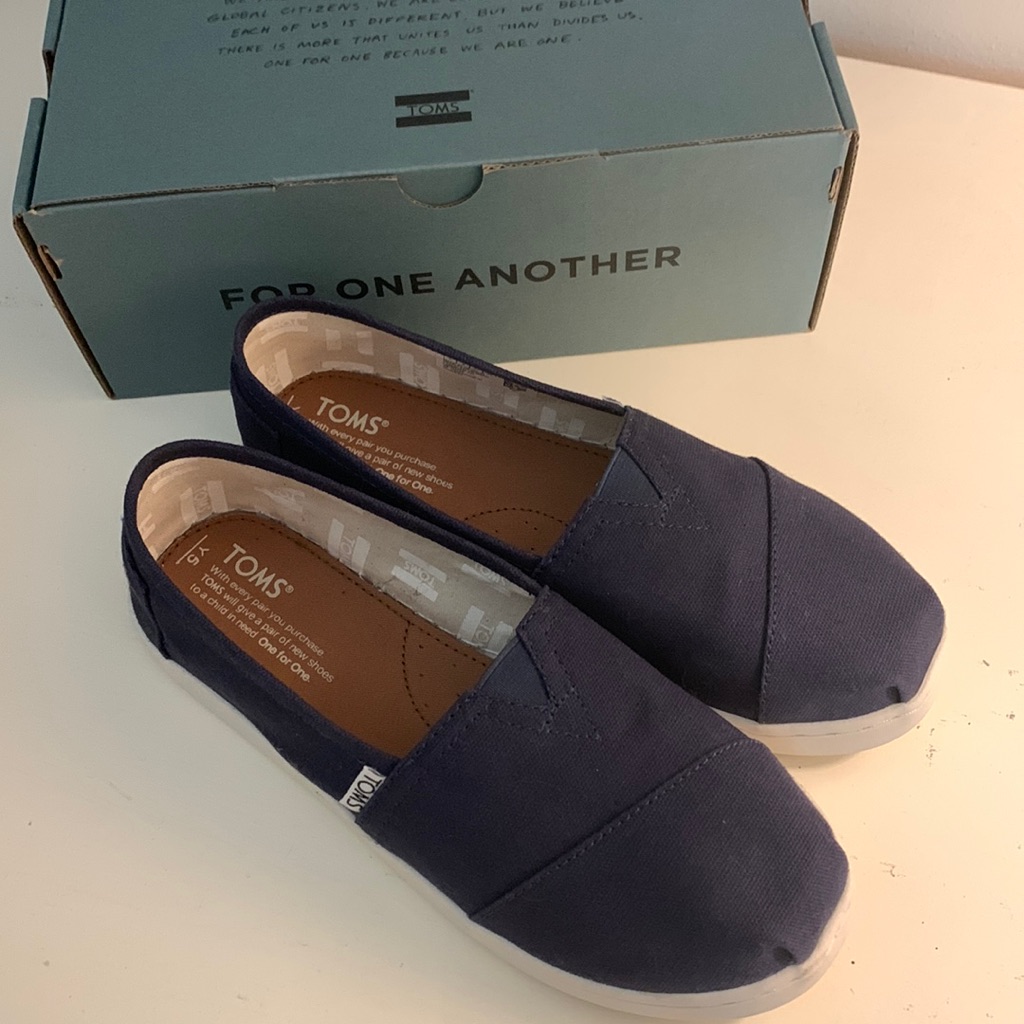 Kids Toms Classic Navy Canvas Youth 5